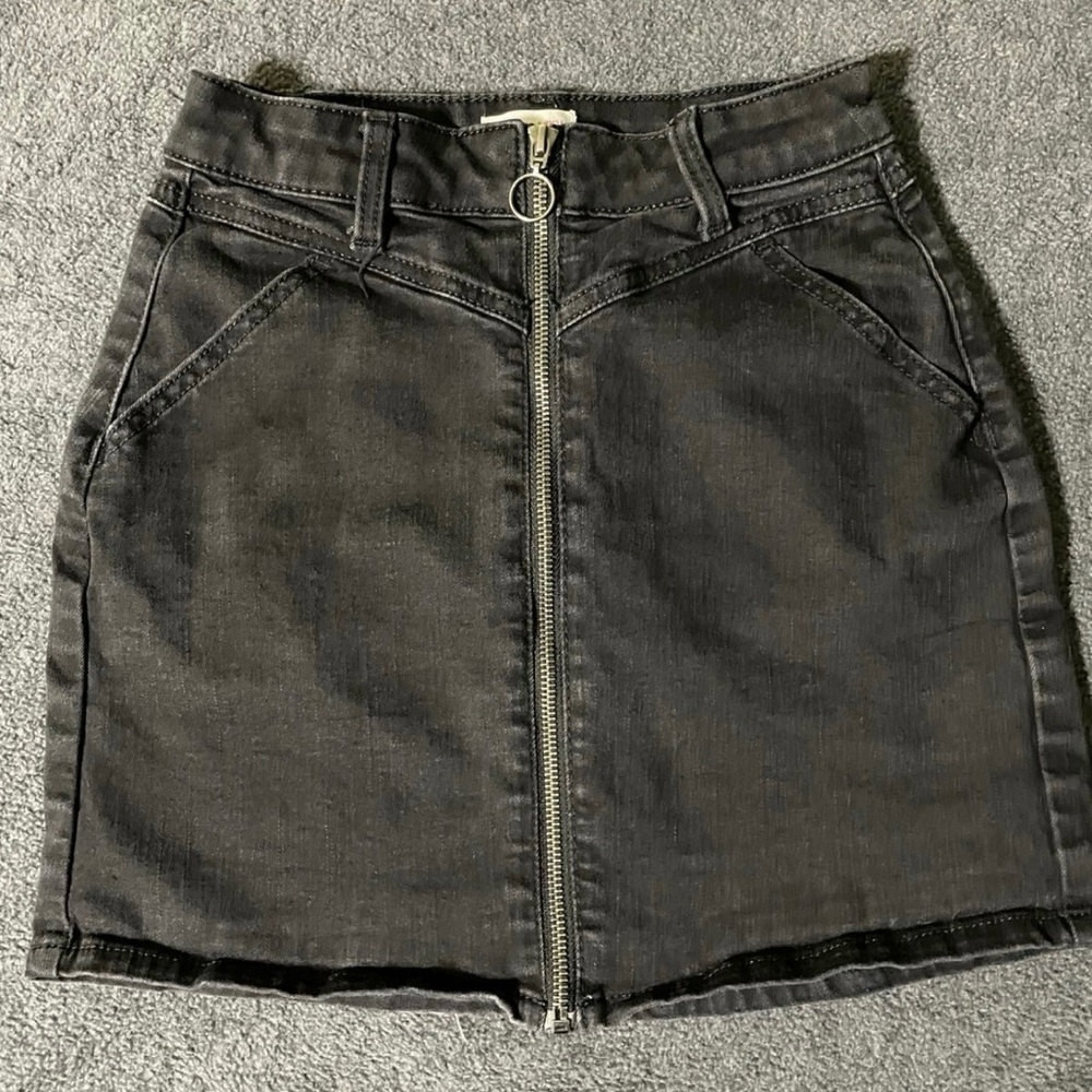 SO Full Zip Black Denim Skirt XS 0-2